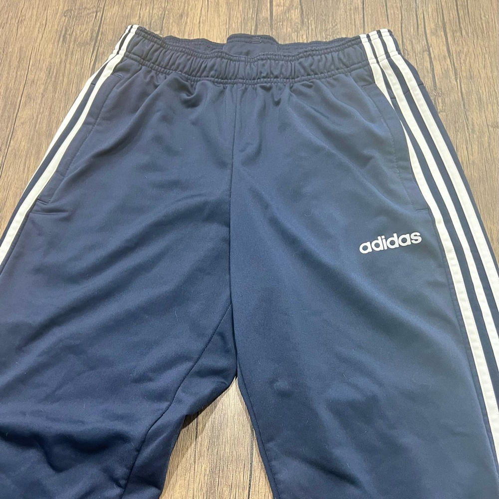 Men’s Adidas Sweats - Picture 2 of 4